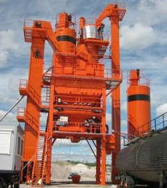 FH 4,5 fillerheater with hotfillersilo integrated in a normal asphaltplant for mastic asphalt production. Performance about 4,5 to/hour hotfiller 180�C