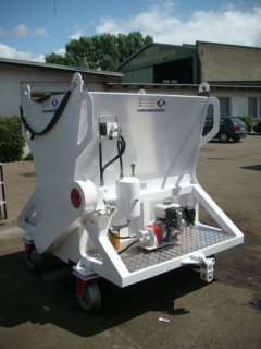 Chipping spreader 5,5 meter chipping width 1-22 mm aggregates (variablewidth 2-9 meter)