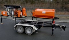 Changeable lifting frame with asphalt concrete thermo container